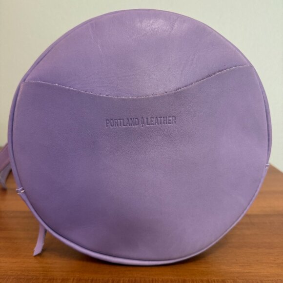 Portland Leather Large Circle Crossbody Bag in Lavender - Picture 3 of 7